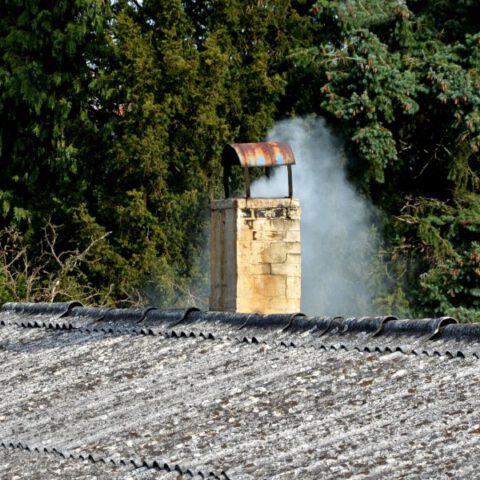 Retirar amianto de chimeneas en Madrid | Empresa profesional